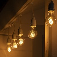 БЕЛТ ЛАЙТ РЕТРО SPEC. IP54, УМС, 10 м, Н.Б., 2W, шаг 100 см, Е27, 220V без свесов